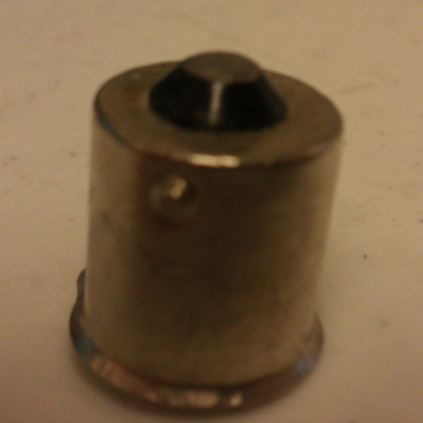 Bulb Adapter Single Contact Bayonet to G4